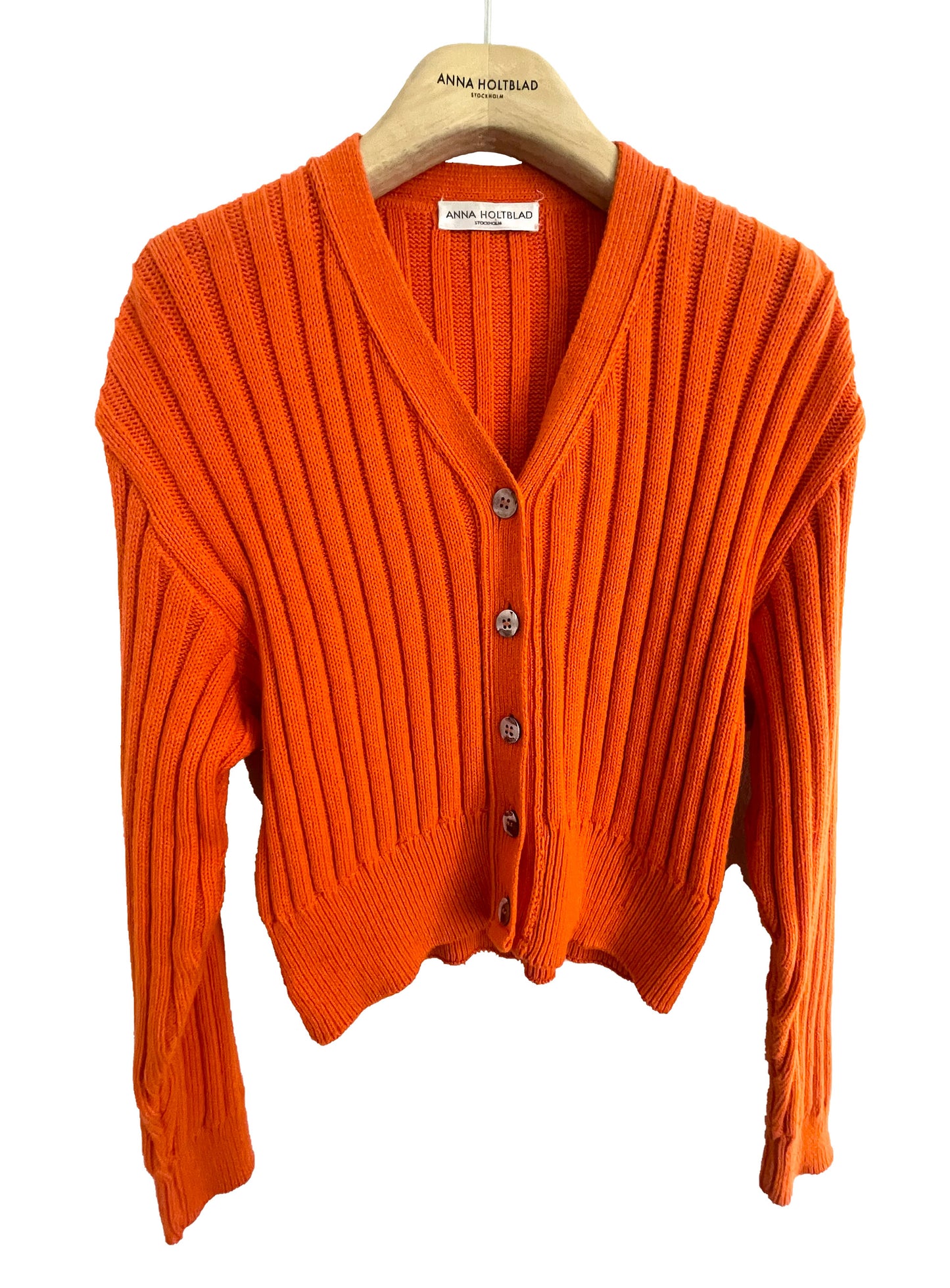 RIB KNITTED CARDIGAN W MOTHER OF PEARL BUTTONS
