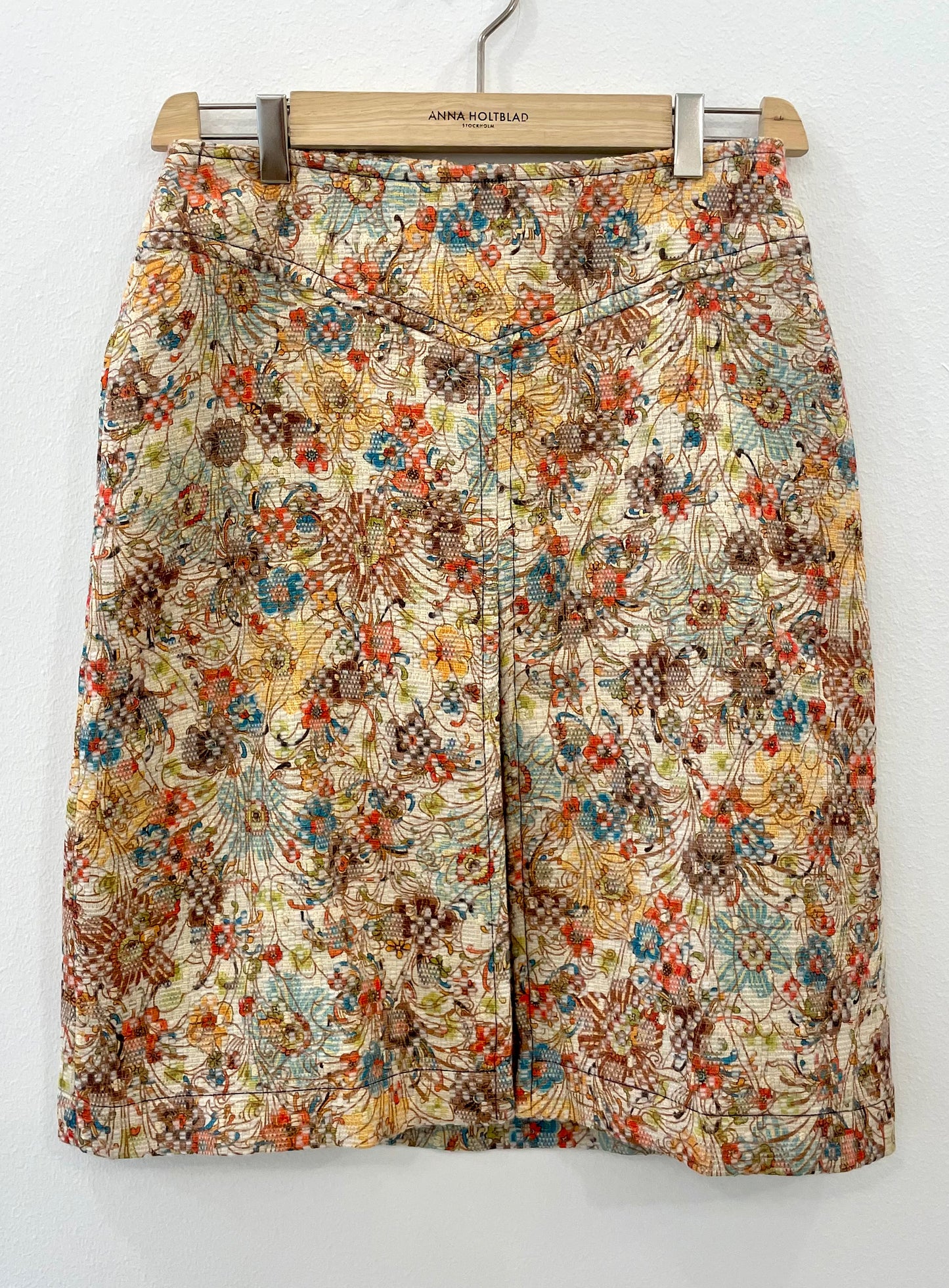 BOX PLEATED "WINTER FLOWER" LINED SKIRT