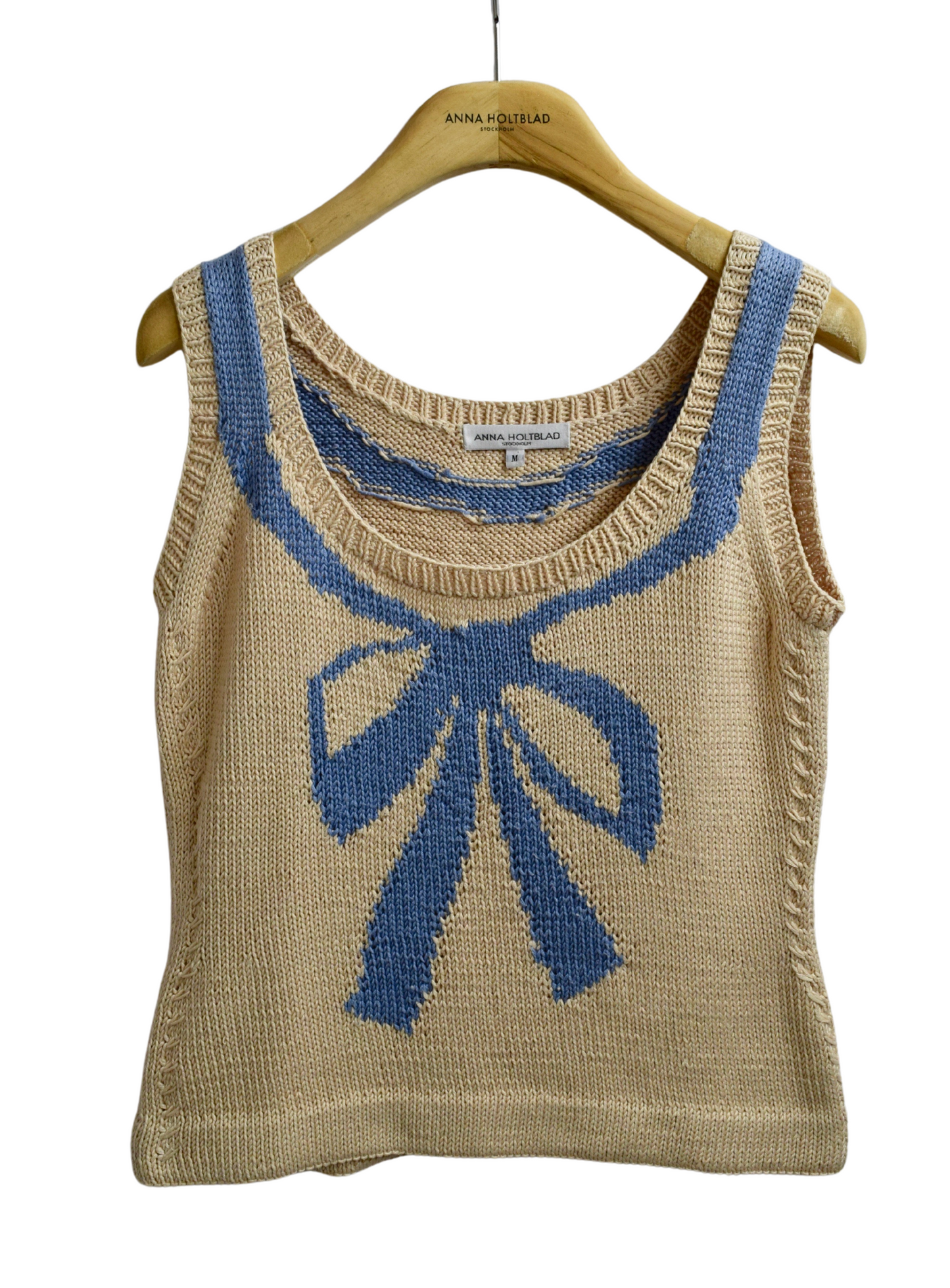 SLEEVELESS INTARSIA VEST TOP