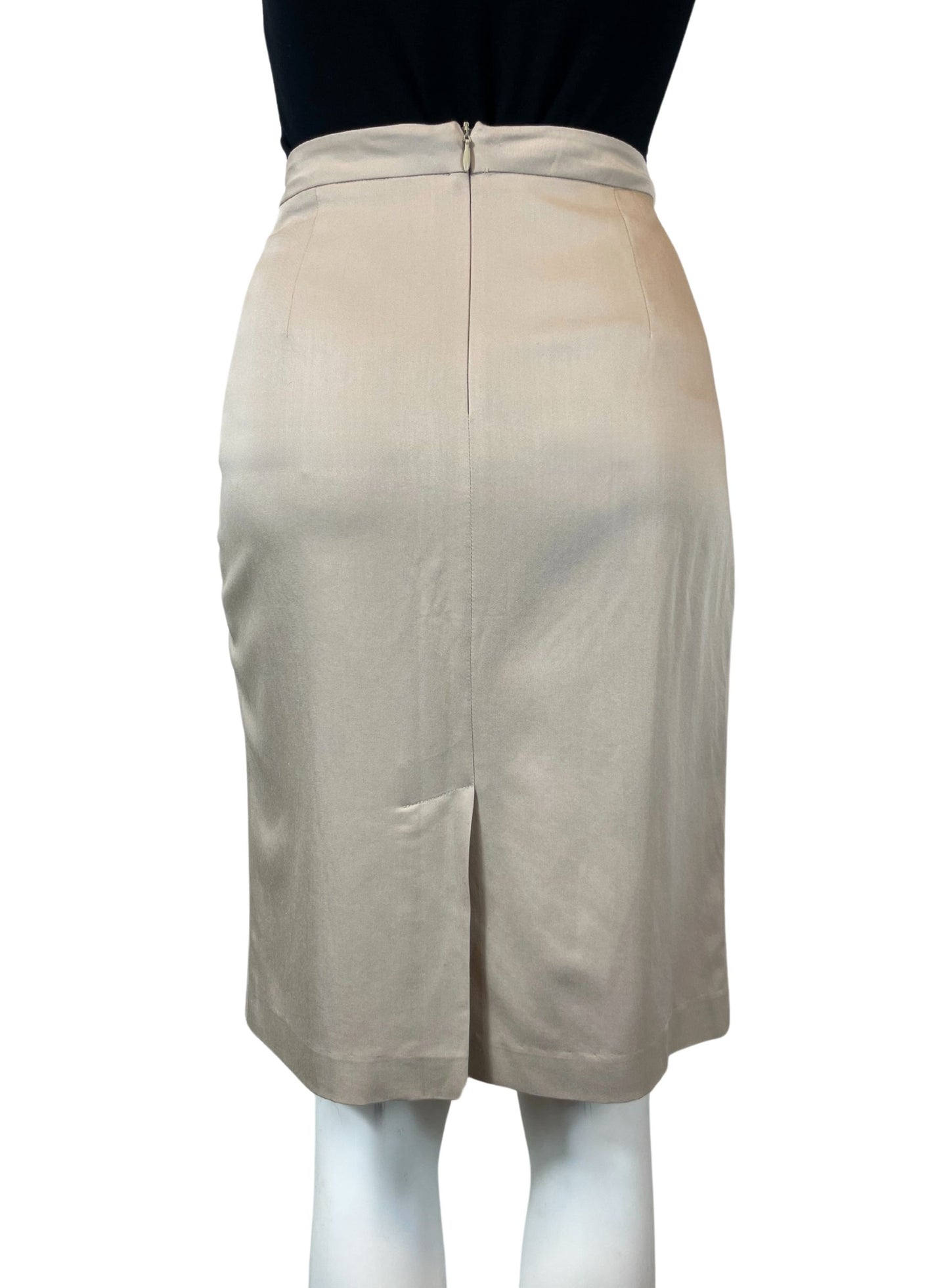 SKIRT WITH PLEAT DETAIL