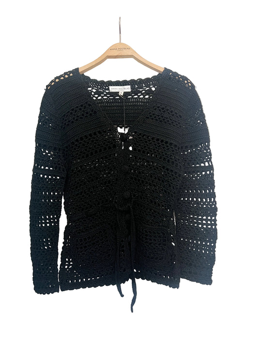 SHORT CROCHET CARDIGAN BLACK